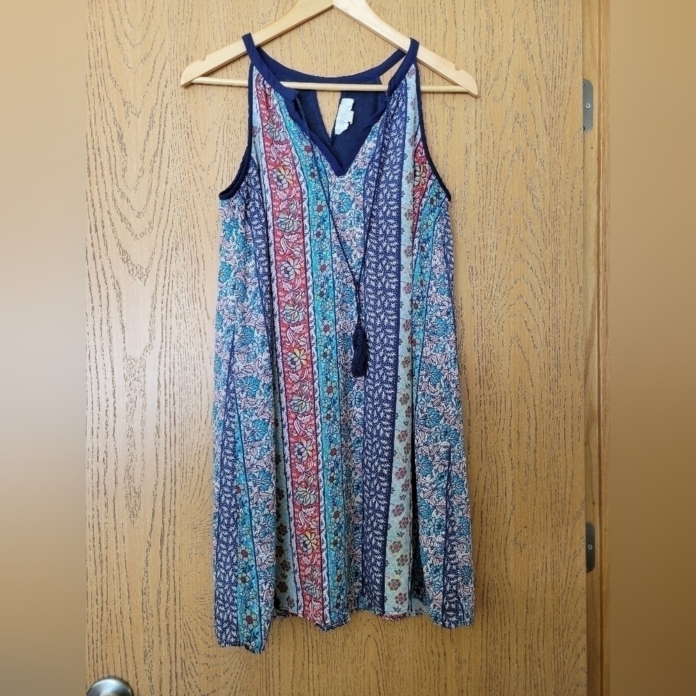 Olive & Oak floral boho sleeveless shift swing sundress v neck tassel cut out S